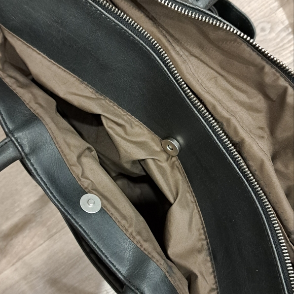 MATT & NAT 'Raylan' Tote - Picture 7 of 11